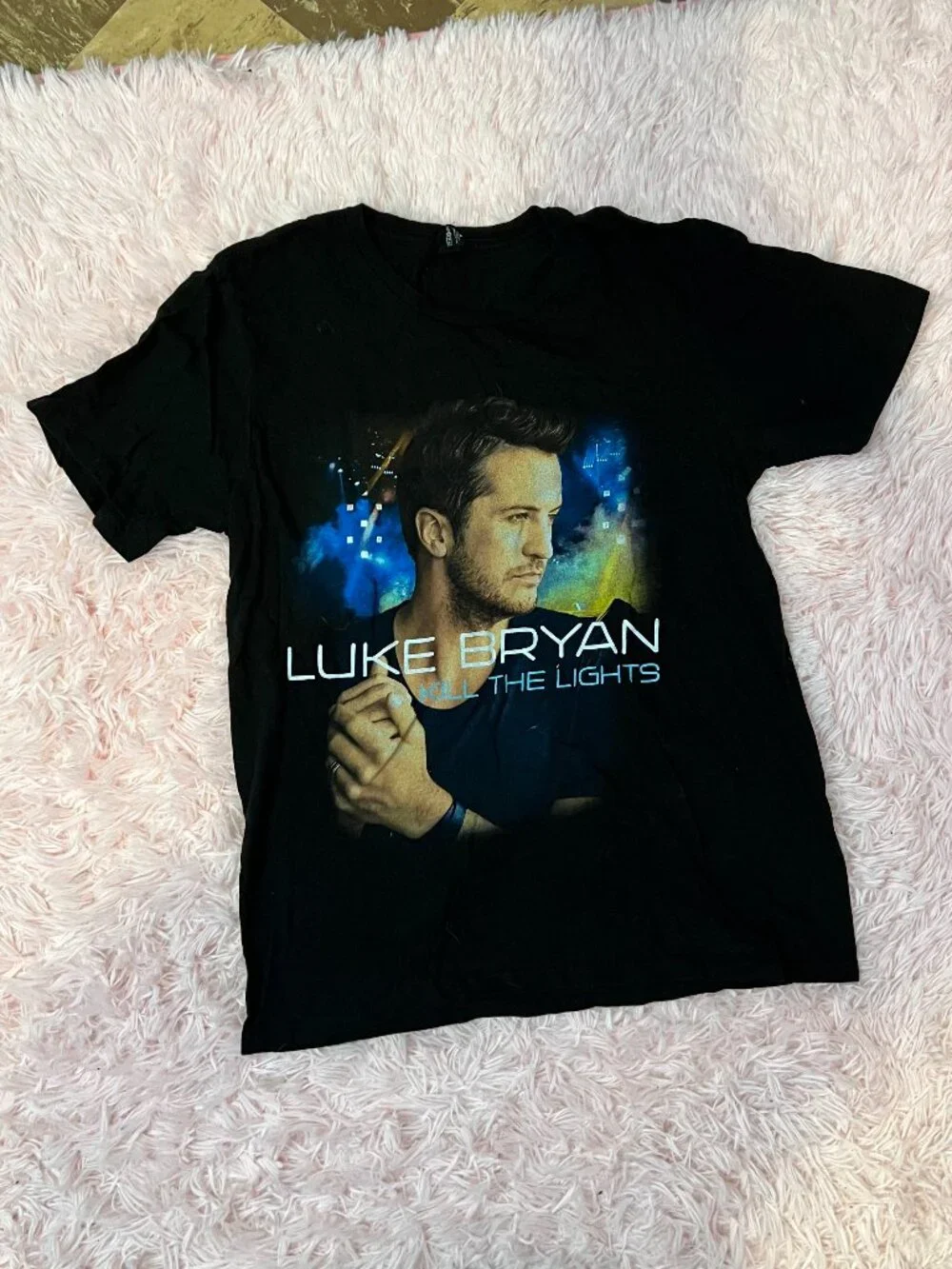 Luke Bryan Kill the Lights Tour T-Shirt - Picture 1 of 2